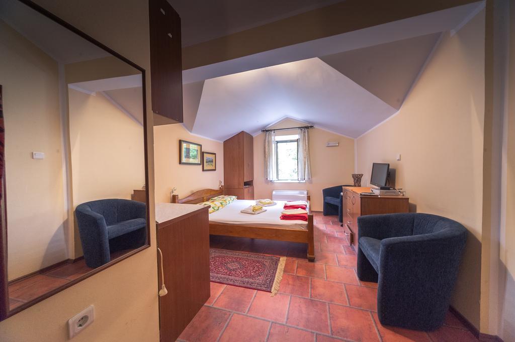 Apartments Villa Ferri Kotor Dış mekan fotoğraf