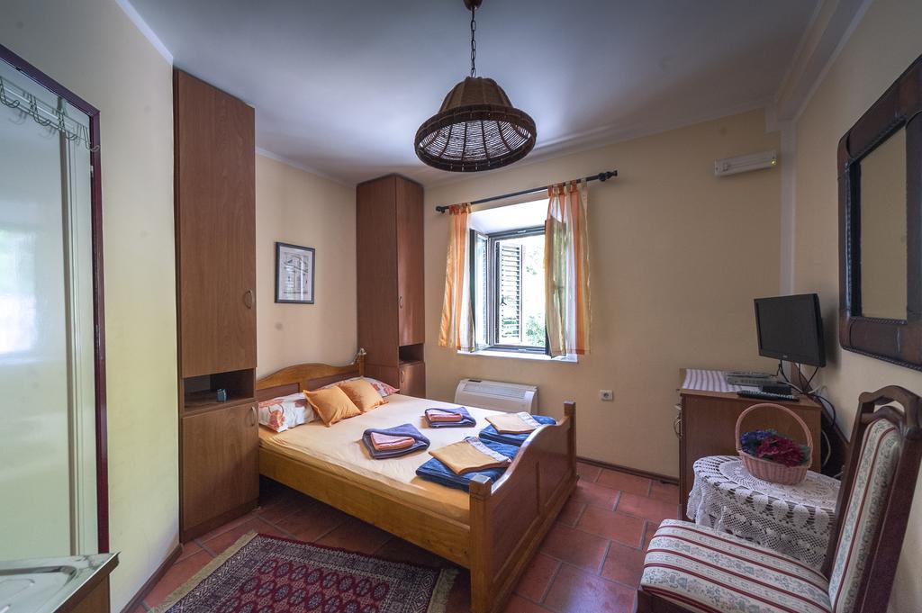 Apartments Villa Ferri Kotor Dış mekan fotoğraf