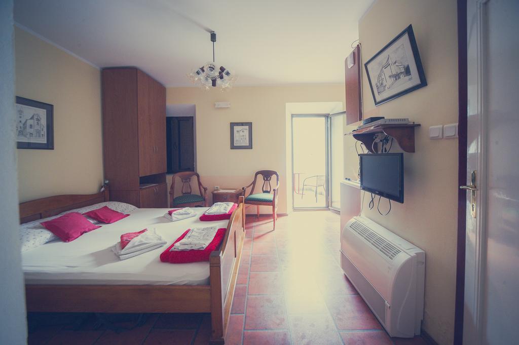 Apartments Villa Ferri Kotor Dış mekan fotoğraf